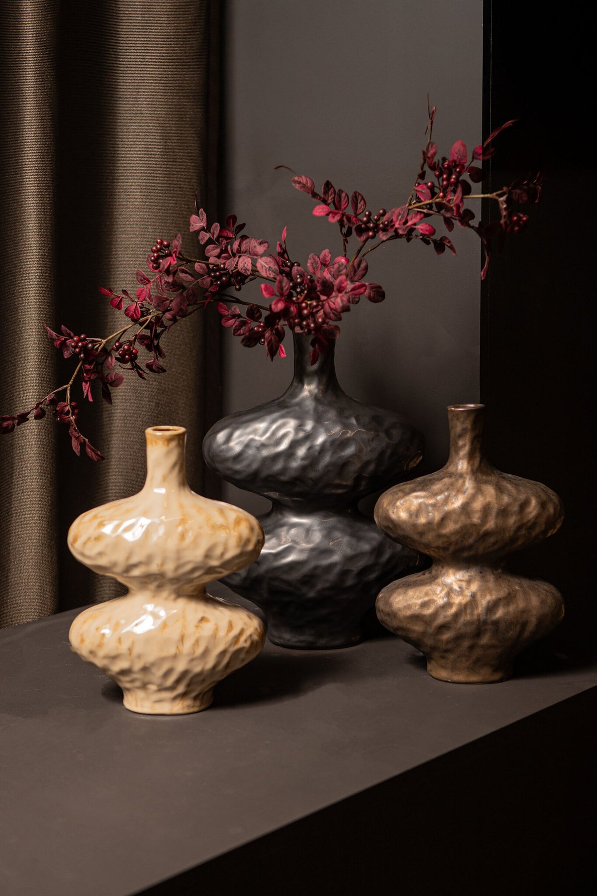 Chelsean Brązowa ceramiczna waza o kształcie owalu i bulwy L 28x16x40cm PTMD