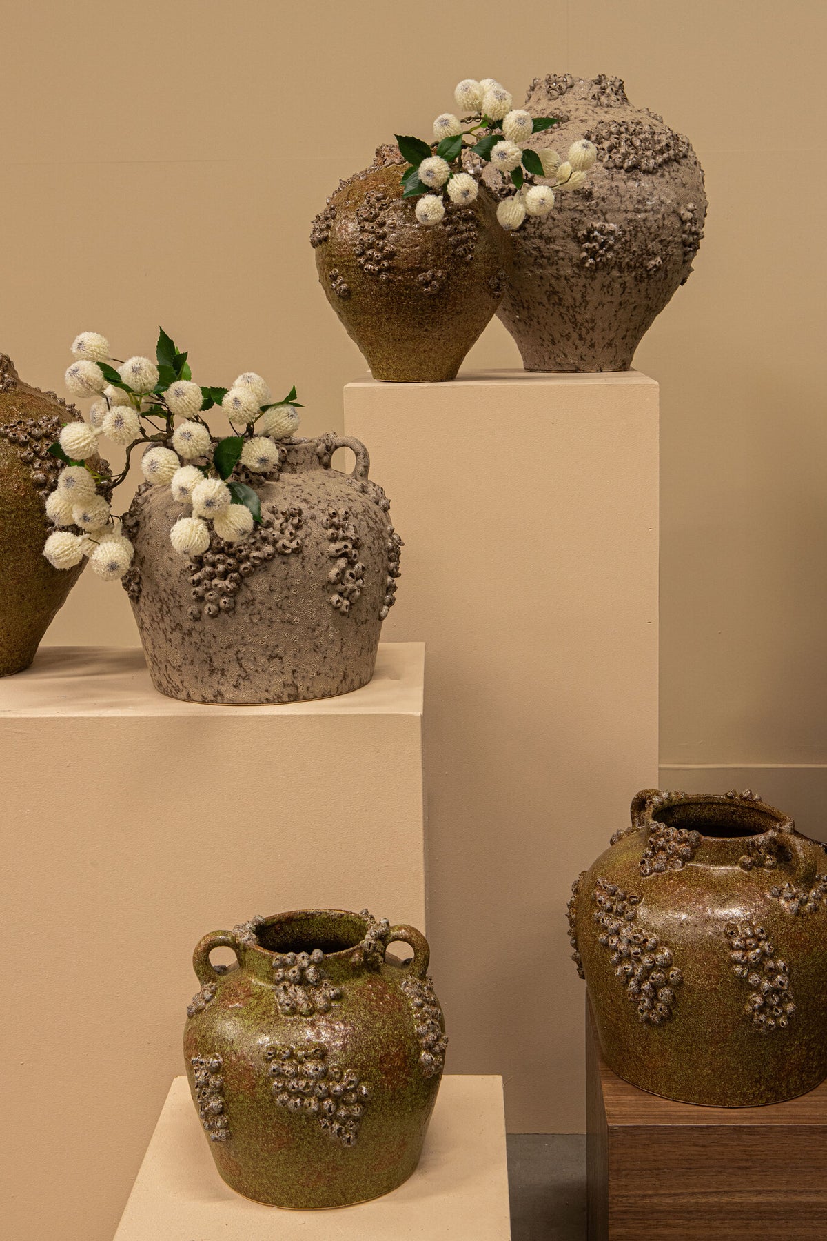 Deisy Zielony ceramiczny słój z uchwytami Rough Coral L PTMD