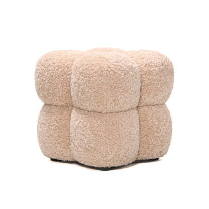 Beżowy kwadratowy puf z tkaniny Teddy PTMD