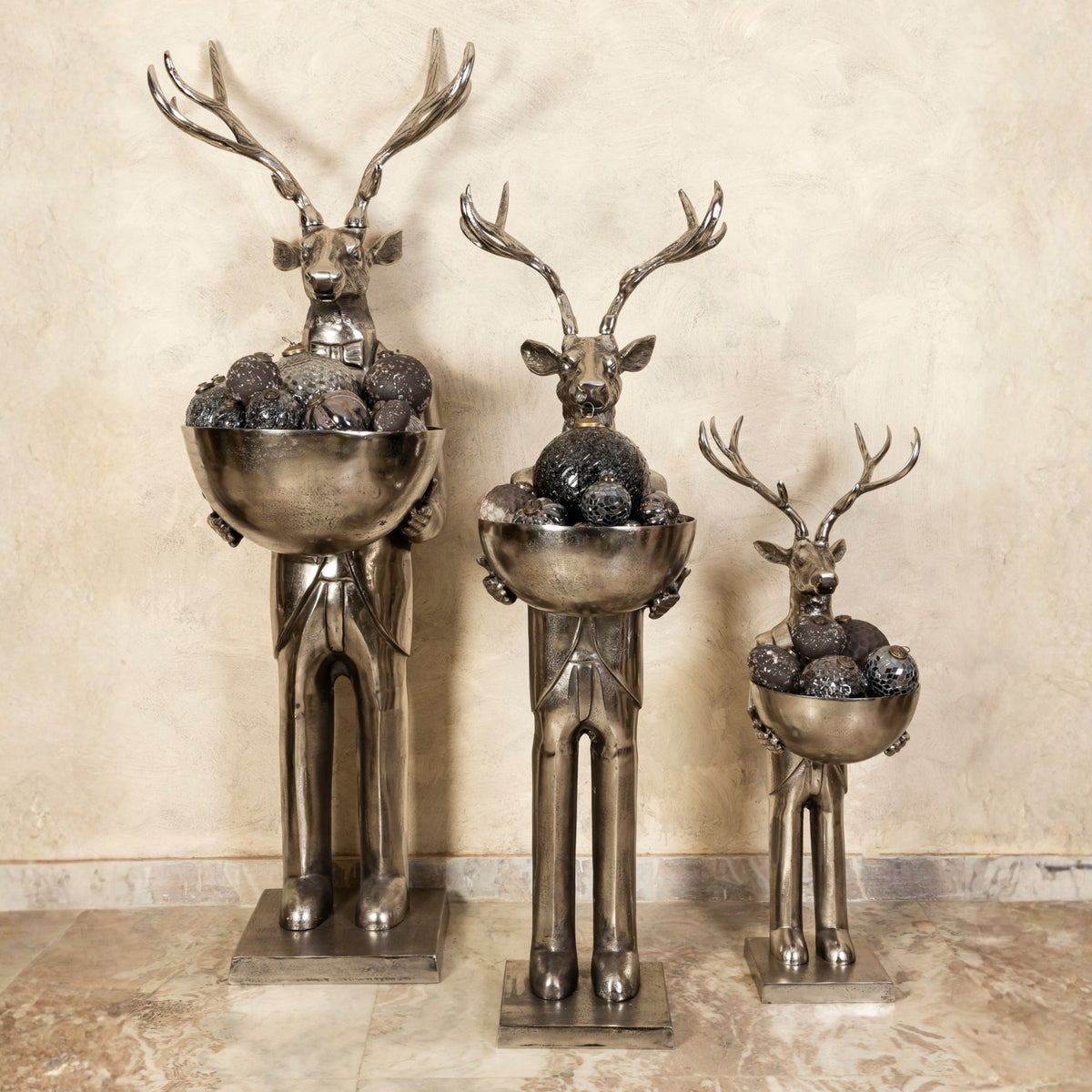 Rzeźba renifera z misą, metal szczotkowany, 155 cm, średnia, PTMD