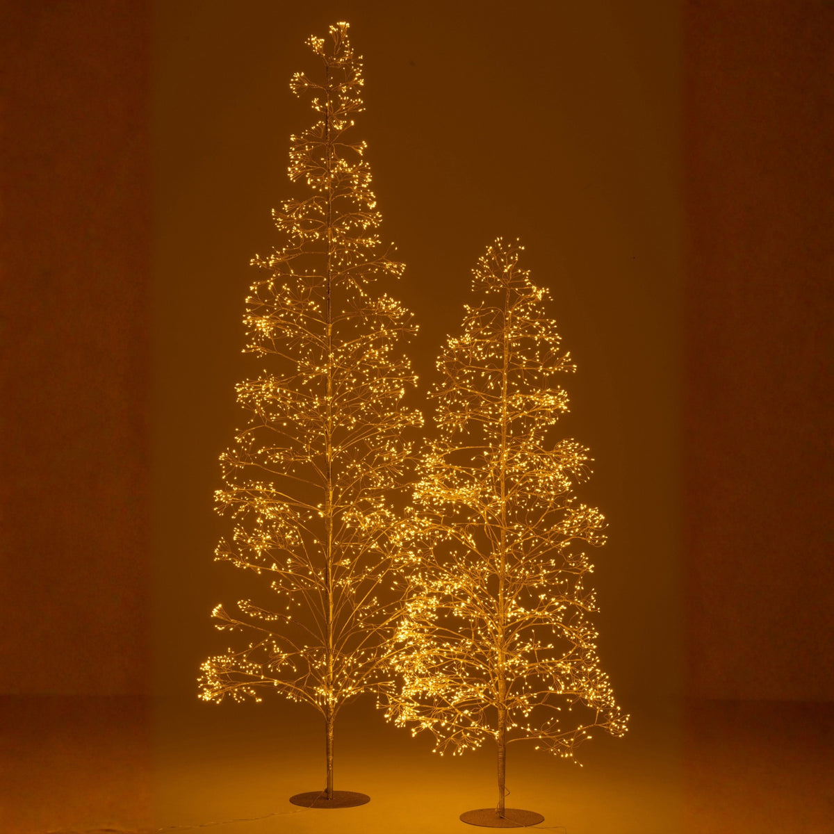 Choinka 3000 LED Metalowa Kolor złoty Duża H300cm J-Line
