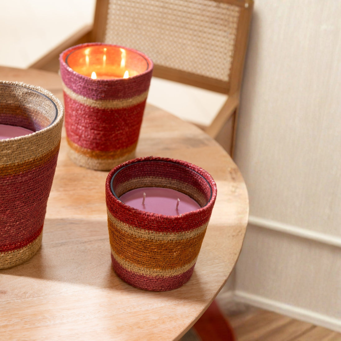 Świeca zapachowa Mand Wax Bordeaux Small - 45 godzin