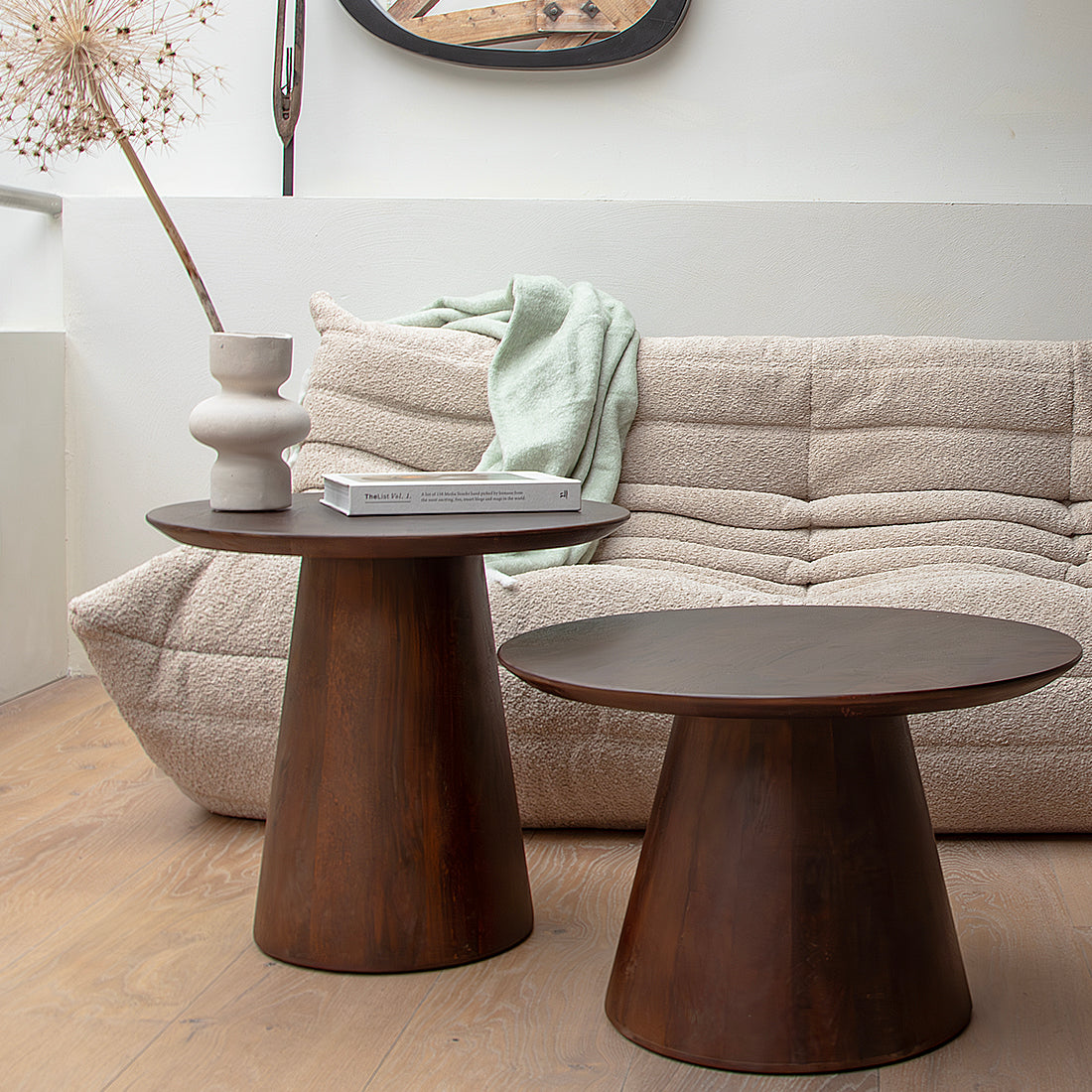 Stolik pomocniczy Bullnose Cone 50cm Surowce