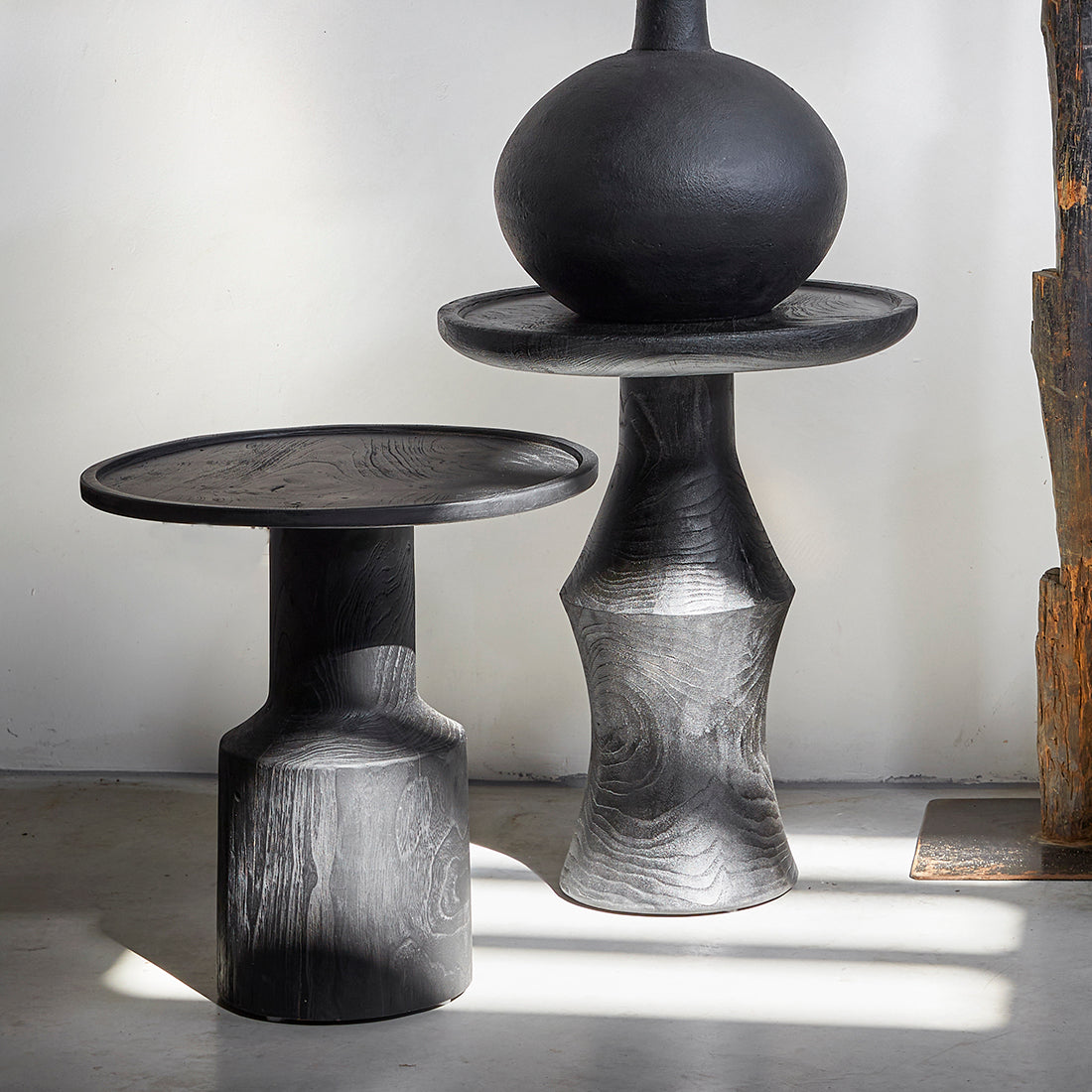 Stolik pomocniczy Nero Midnight Raw Materials