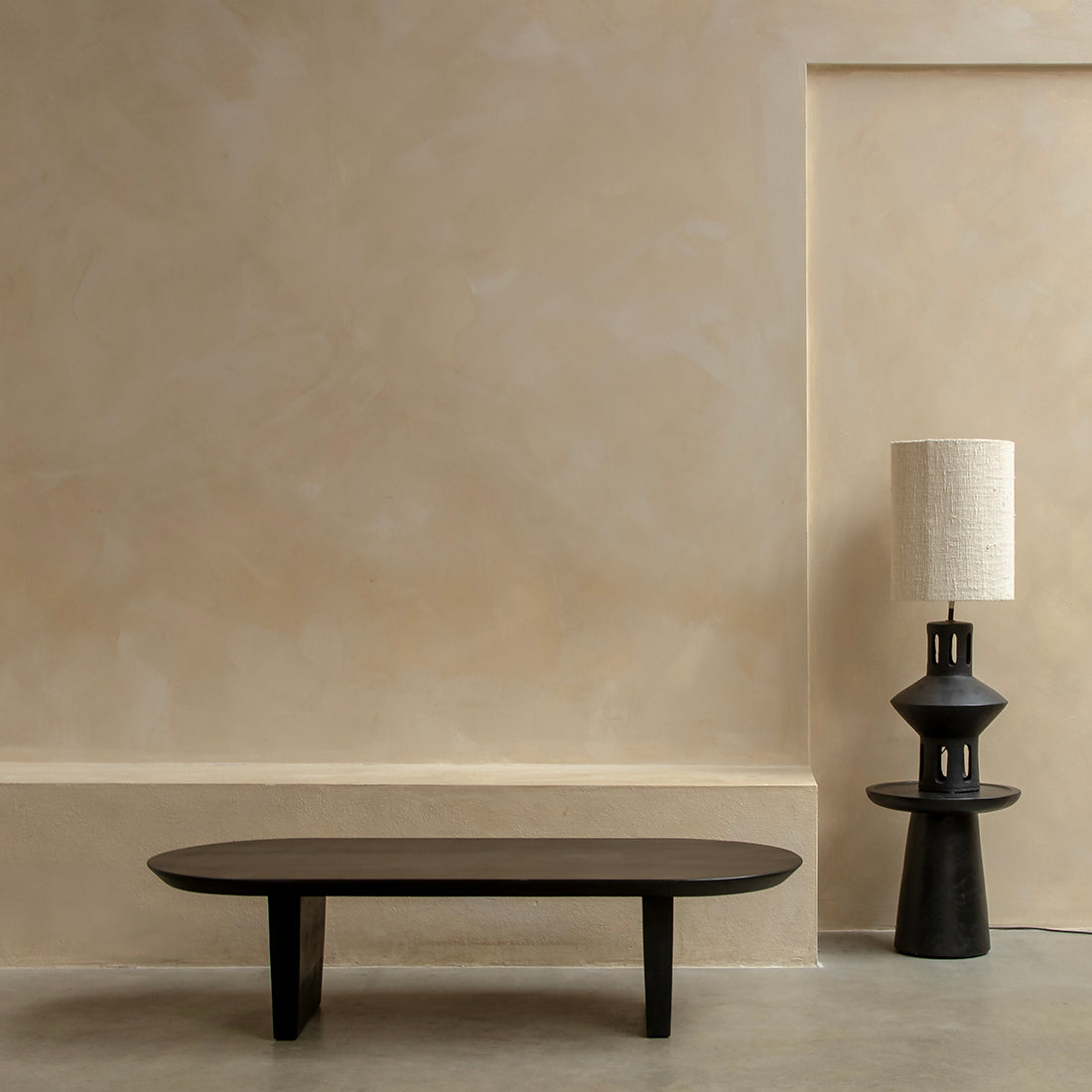 Stolik pomocniczy Nero Dusk Raw Materials
