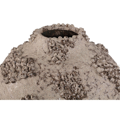 Deisy Beige Ceramic Jar Shaped Vase Rough Coral M van PTMD, detail van de ruwe koraalstructuur