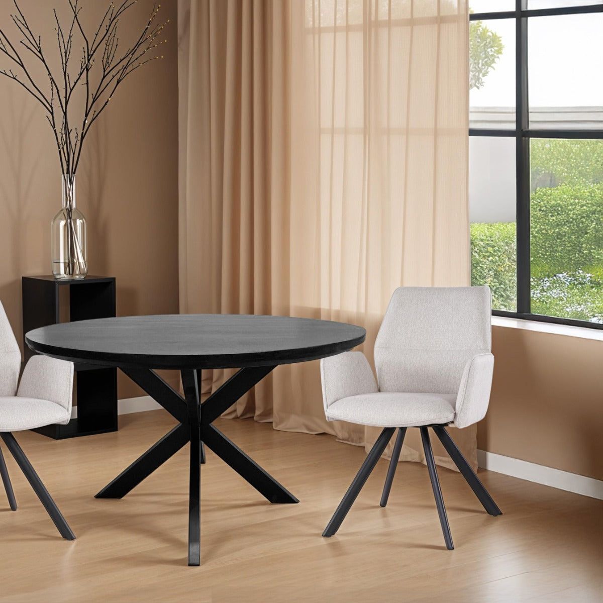 Eettafel Jesper Kala Ø130cm in een eetkamer