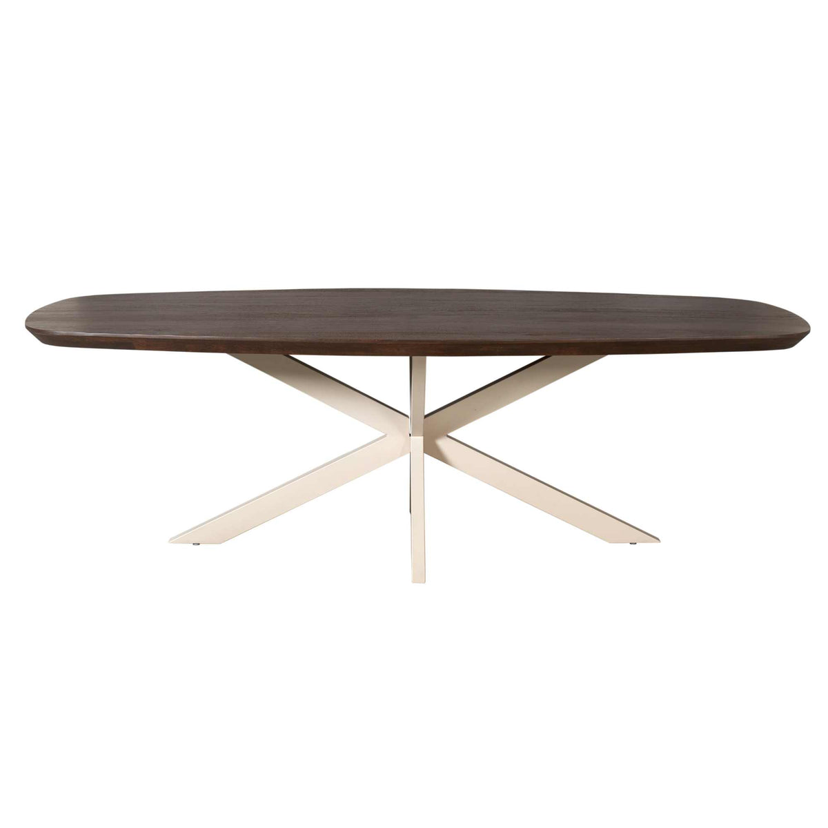 Eettafel Madison Deens Ovaal 240cm van Starfurn schuin van voren met de volle lengte van het blad