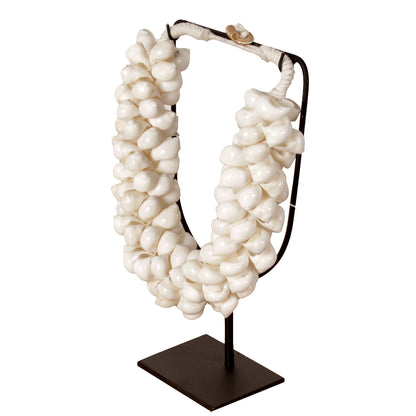 Ornament Indonesische Schelpenketting Bulan Wit - Pole To Pole - Ornament - Pole To Pole - livinglovely.nl