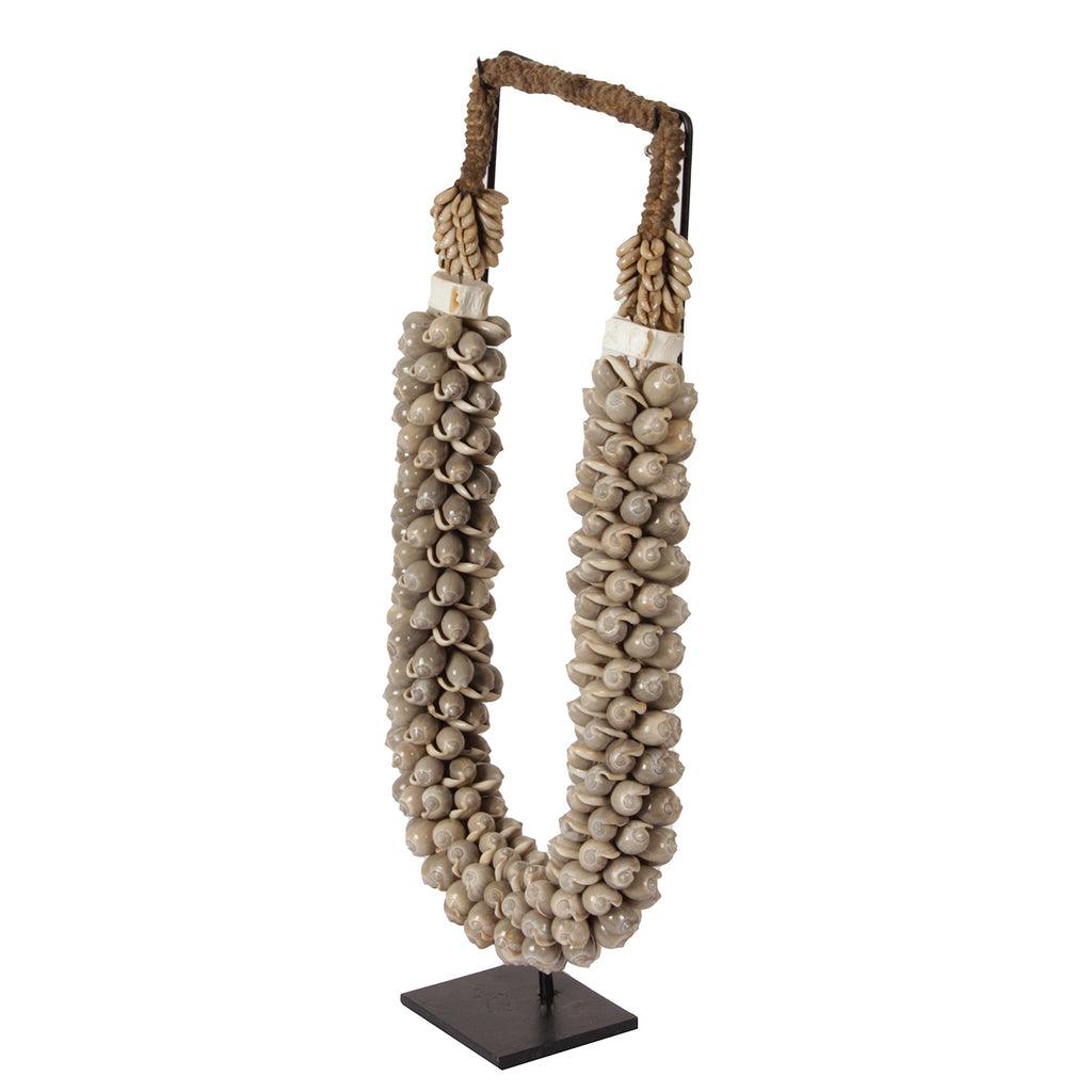Ornament Indonesische Schelpenketting Mawar Grey/Sand - Pole To Pole - Ornament - Pole To Pole - livinglovely.nl