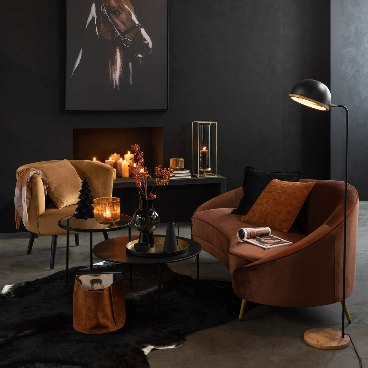 Tapicerowana sofa Elisabeth brązowa 180 cm J-Line