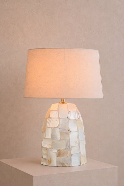 Lampa stołowa Efekt perłowy Muszla Kolor złamanej bieli/jasnobeżowy J-Line