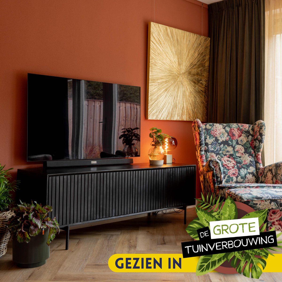 Zwart Madison tv meubel 165 cm schuin van voren met vier gesloten deuren