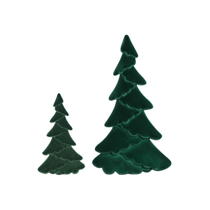 Yule Kerstboom Ovaal Donkergroen Large van PTMD, twee maten kerstboombeelden in donkergroen naast elkaar op witte achtergrond